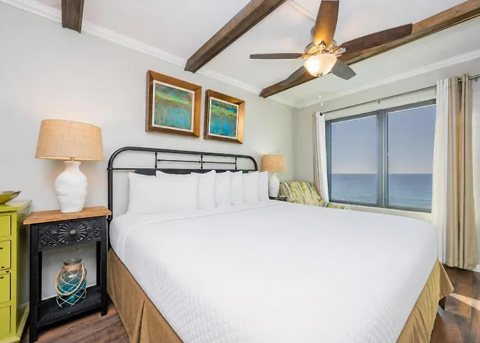 Apartment Island Winds East 708 *